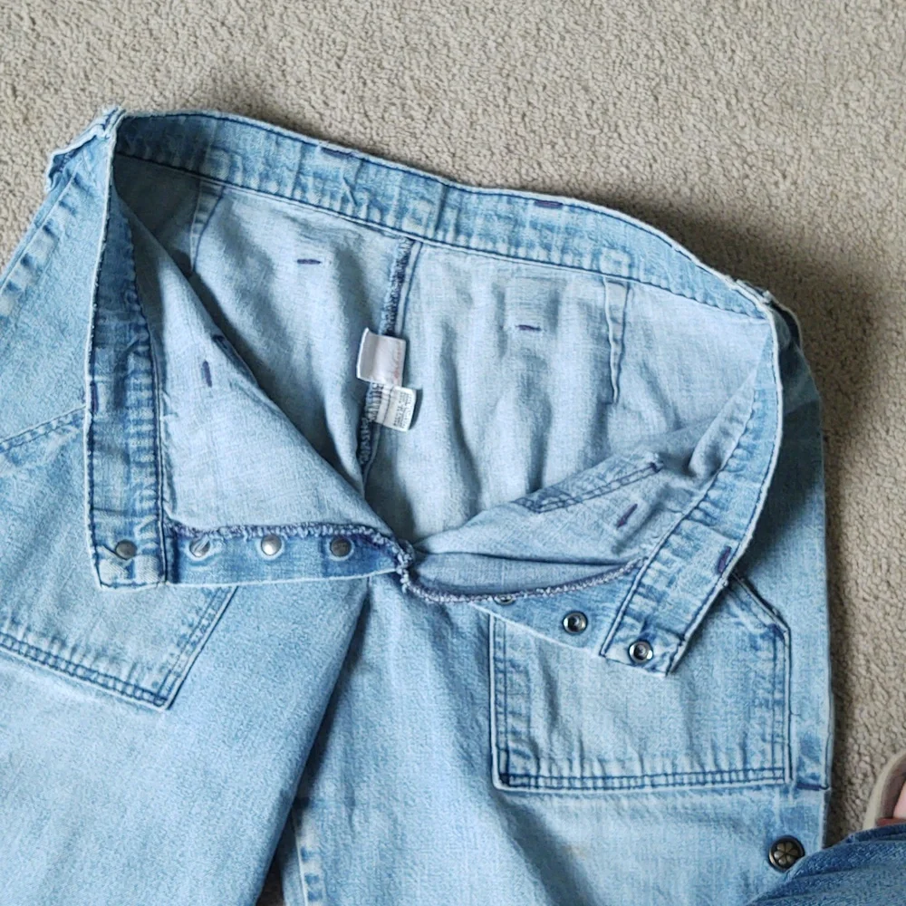Vintage Bell Bottom Jeans with Side Snaps and Heart Patch On Bum - Picture 4 of 9